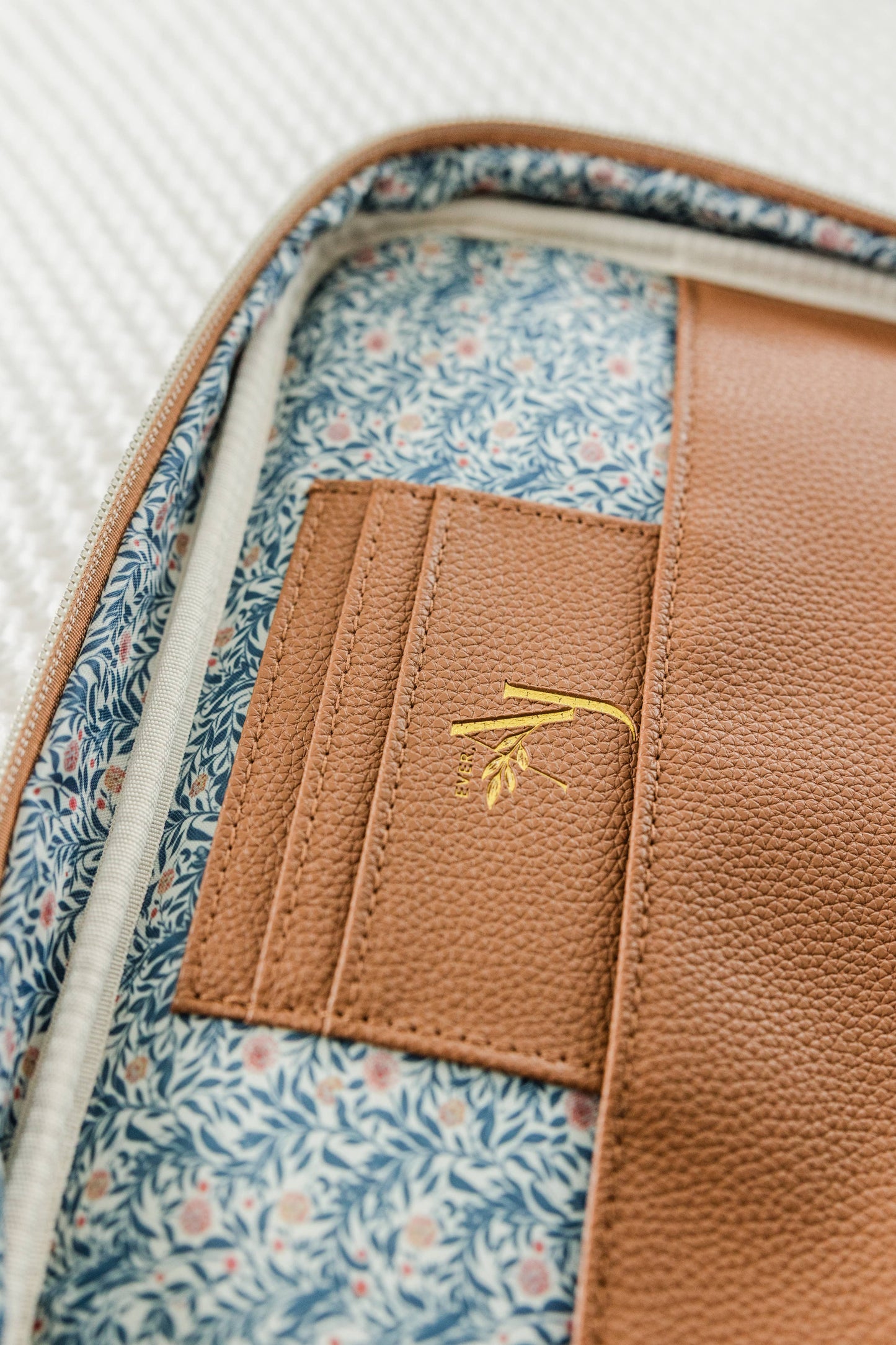 Bible Cover, Bible Bag Crossbody MOCHA