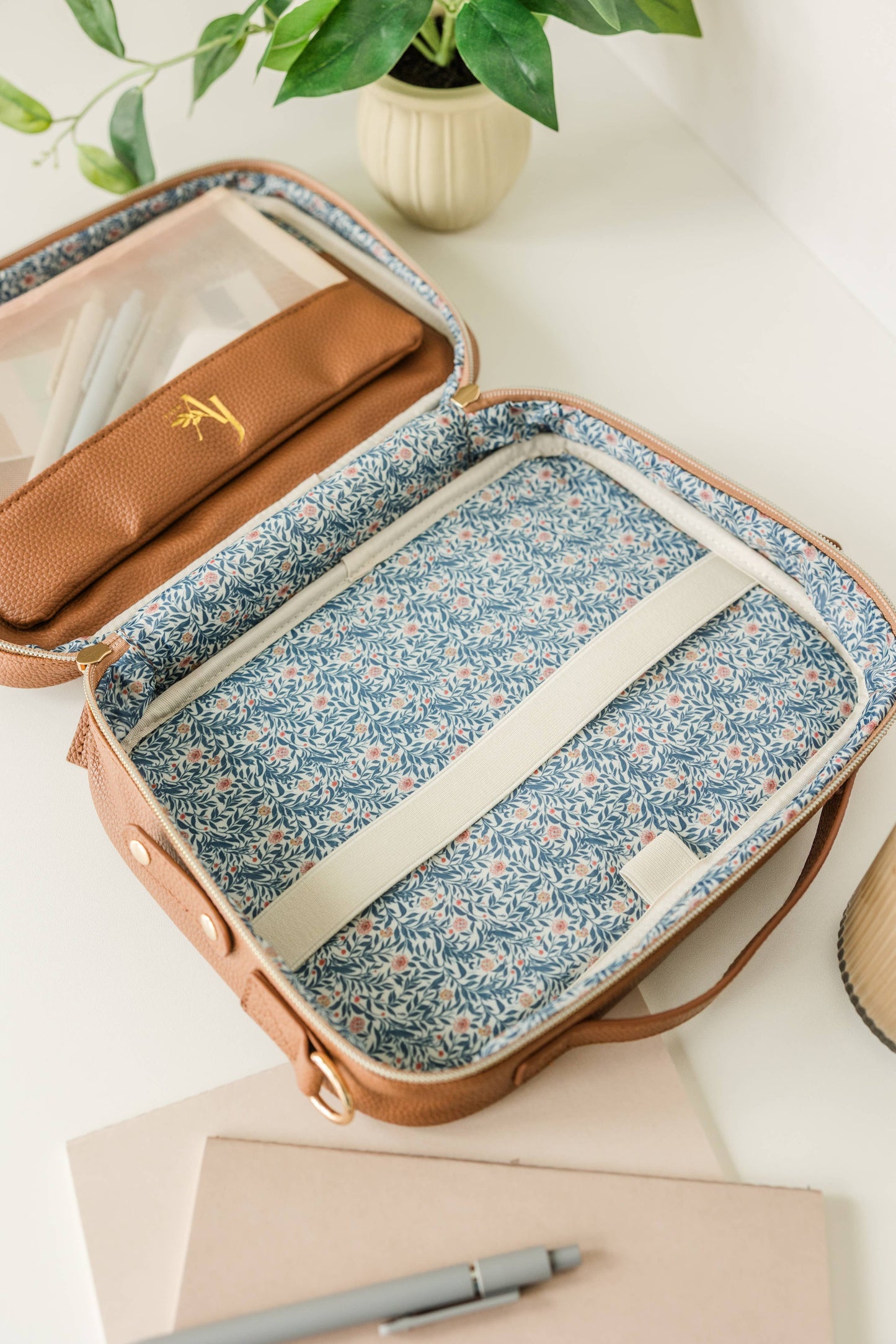 Bible Cover, Bible Bag Crossbody MOCHA